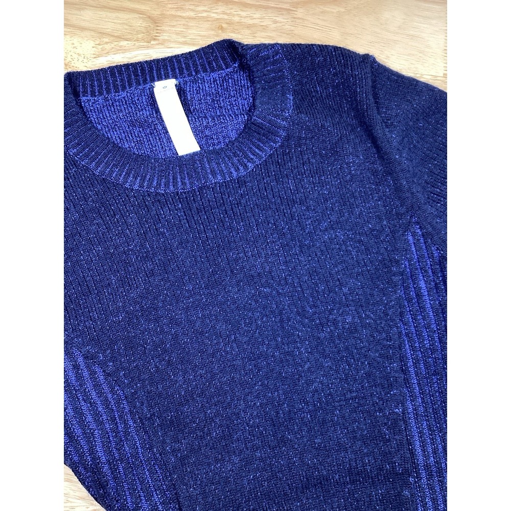 Lululemon Women's Dark Blue Wool Blend Crew Neck Feeling Balanced Sweater-‎ 10